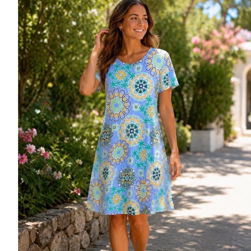 Crown & Ivy Blue Tropical Pineapple Palm Tree Medallion T-Shirt Dress Small